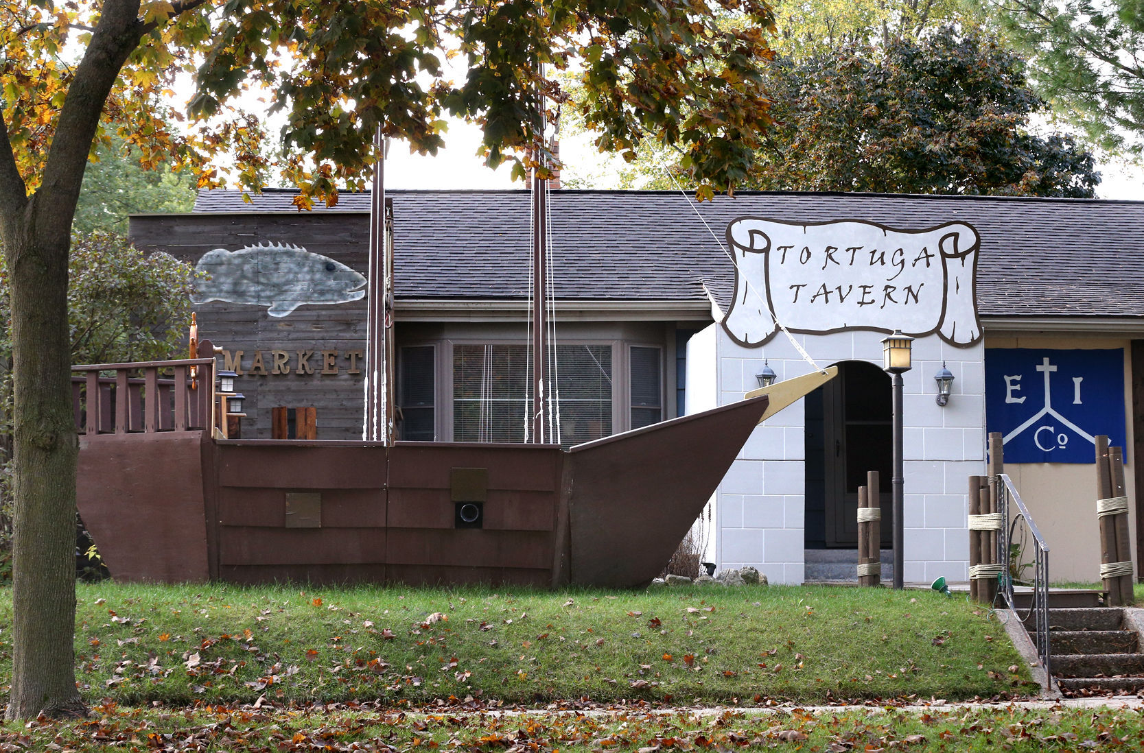 2212 Ferry St.